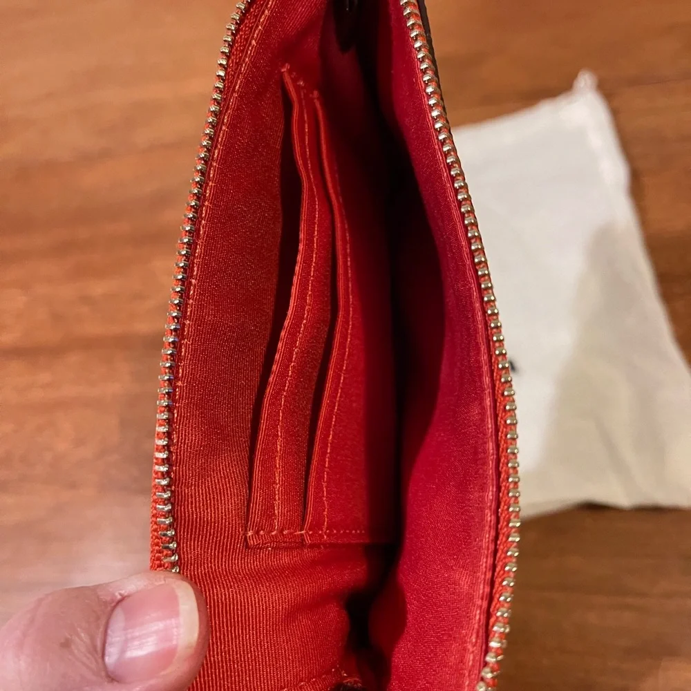 Coach Corner Zip Wristlet Leather Pebbled Burnt Orange NEW